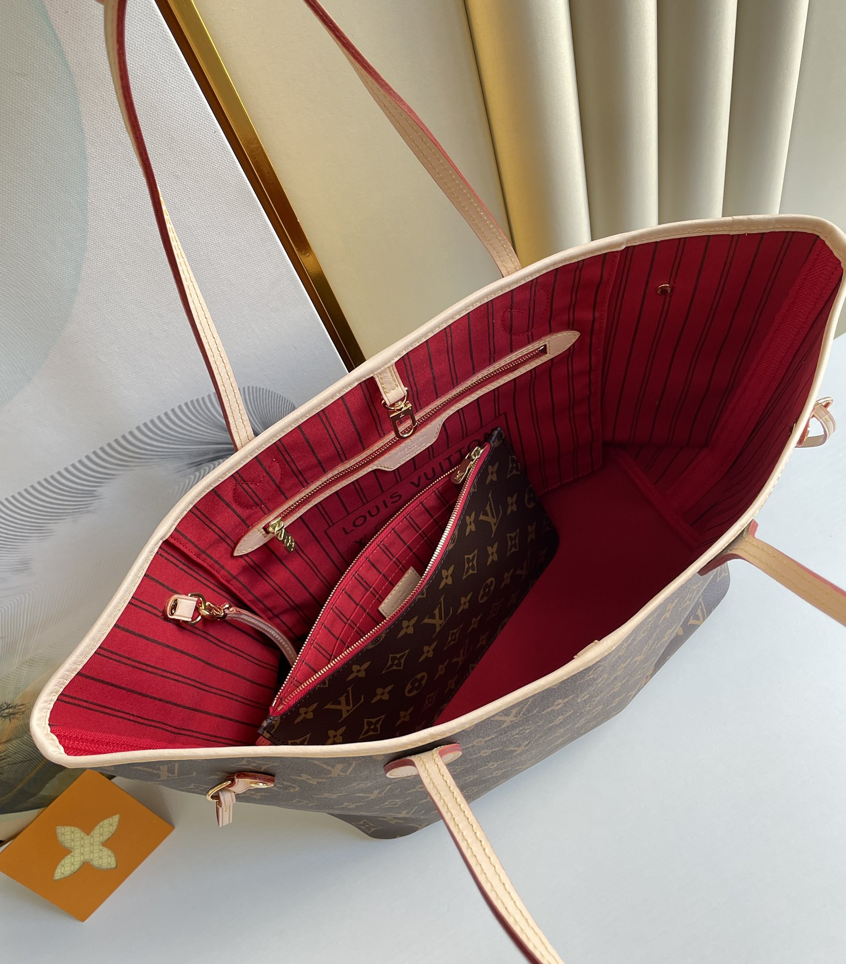 L0vis Vvtt0n Neverfull MM Monogram Canvas Red For Women, Women’s Handbags, Shoulder Bags 12.6in/31cm LV M46987