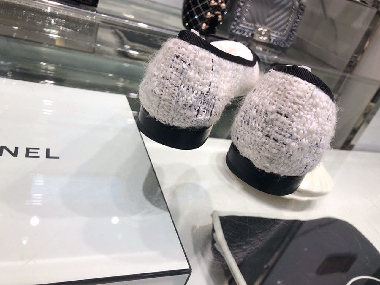 Ch**el Ballerina Flats Tweed & Grosgrain Calfskin Leather Fall/Winter Collection Grey/Black