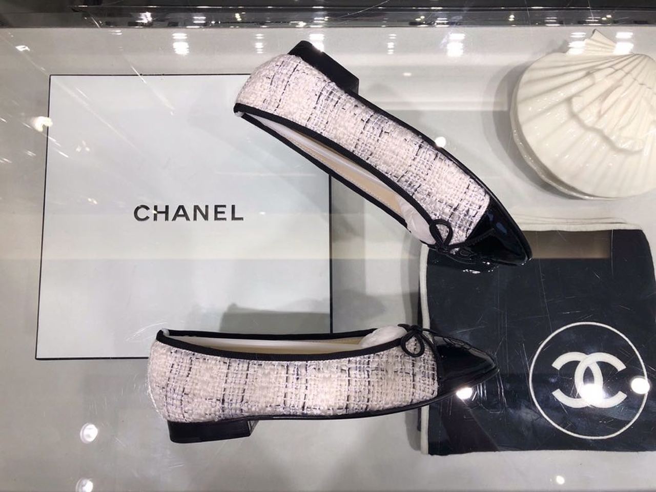 Ch**el Ballerina Flats Tweed & Grosgrain Calfskin Leather Fall/Winter Collection Grey/Black