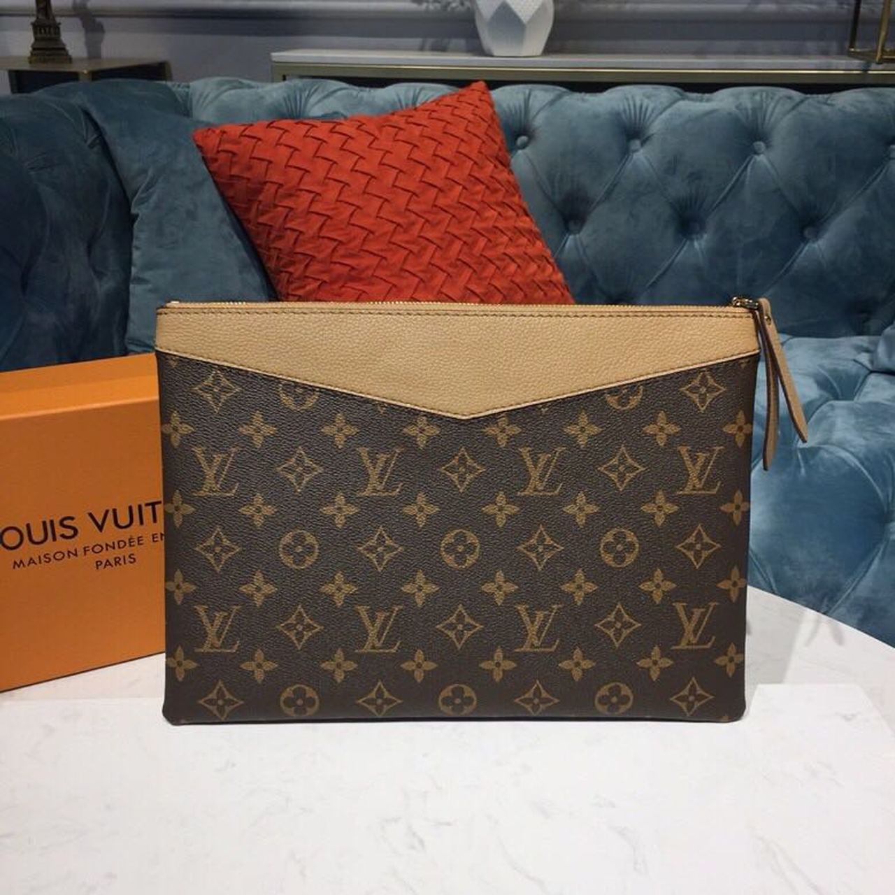 L0vis Vvtt0n Daily Pouch Monogram Canvas Spring/Summer Collection Sesame For Women, Women’s Wallet 30cm LV M64591