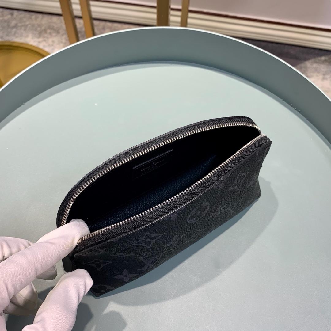 L0vis Vvtt0n Cosmetic Pouch PM Monogram Eclipse Canvas For Women, Women’s Bags 7.5in/19cm LV