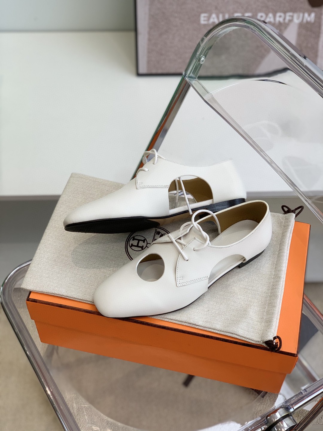 H**me5 Epoca Oxford Shoe White For Women, Women’s Shoes H221024Z 90360