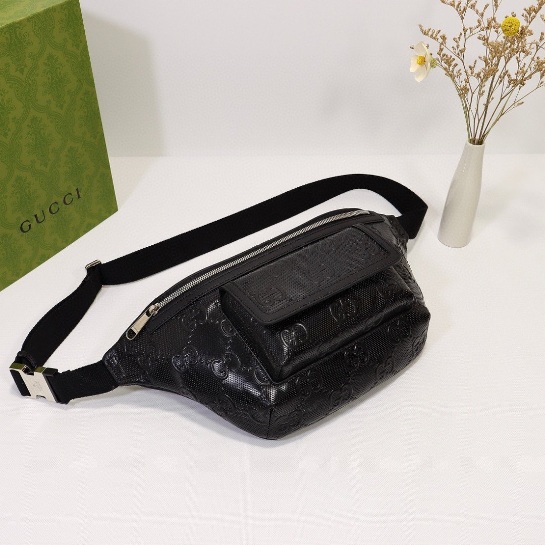 Gvc*1 Embossed Belt Bag Black For Men 11in/28cm 645093 1W3CN 1000