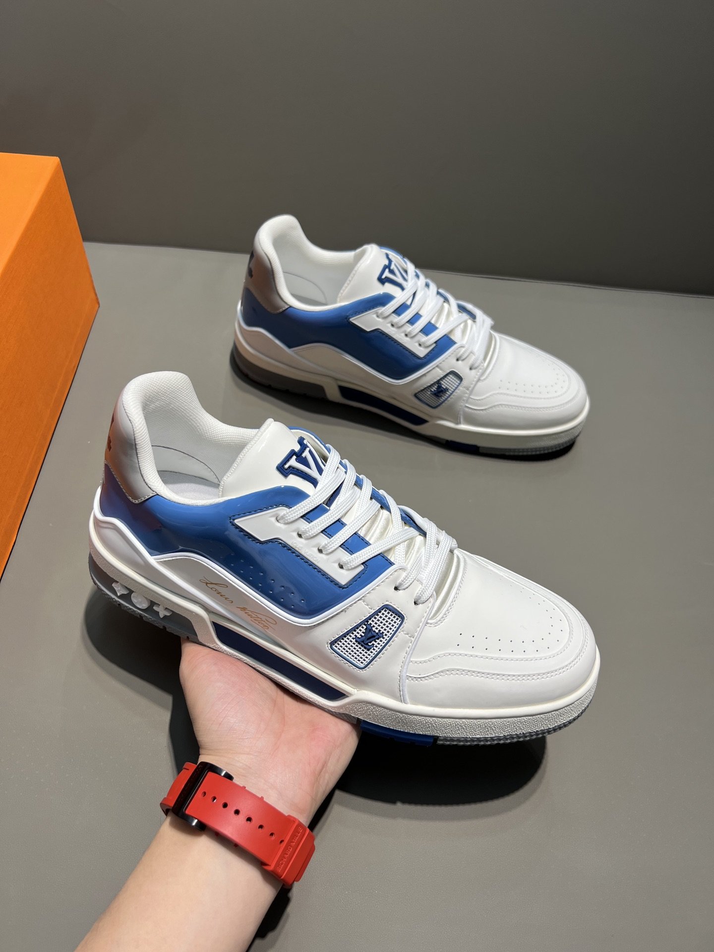 L0vis Vvtt0n Trainer Sneaker White/Blue Virgil Abloh For Men LV