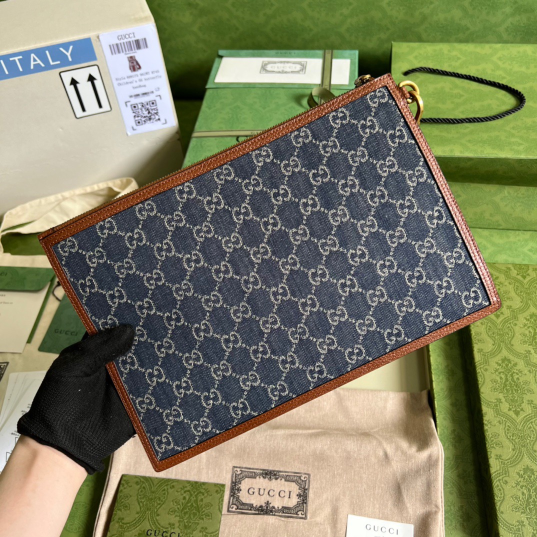 Gvc*1 GG Wool Pouch With Interlocking G Black For Men, Men’s Pouch 12in/31cm GG