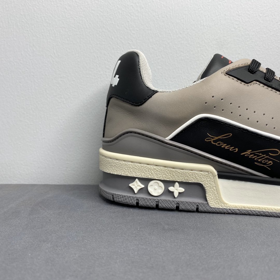 L0vis Vvtt0n Trainer Sneaker Mix Of Materials Black For Men LV