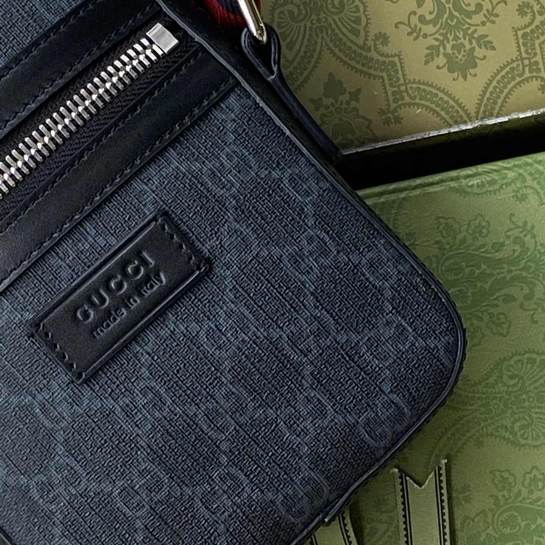 Gvc*1 GG Messenger Bag Black/Grey GG Svp*me Canvas A Material With Low Environmental Impact With Black For Men 7in/18cm GG ‎682357 K5RLN 1095