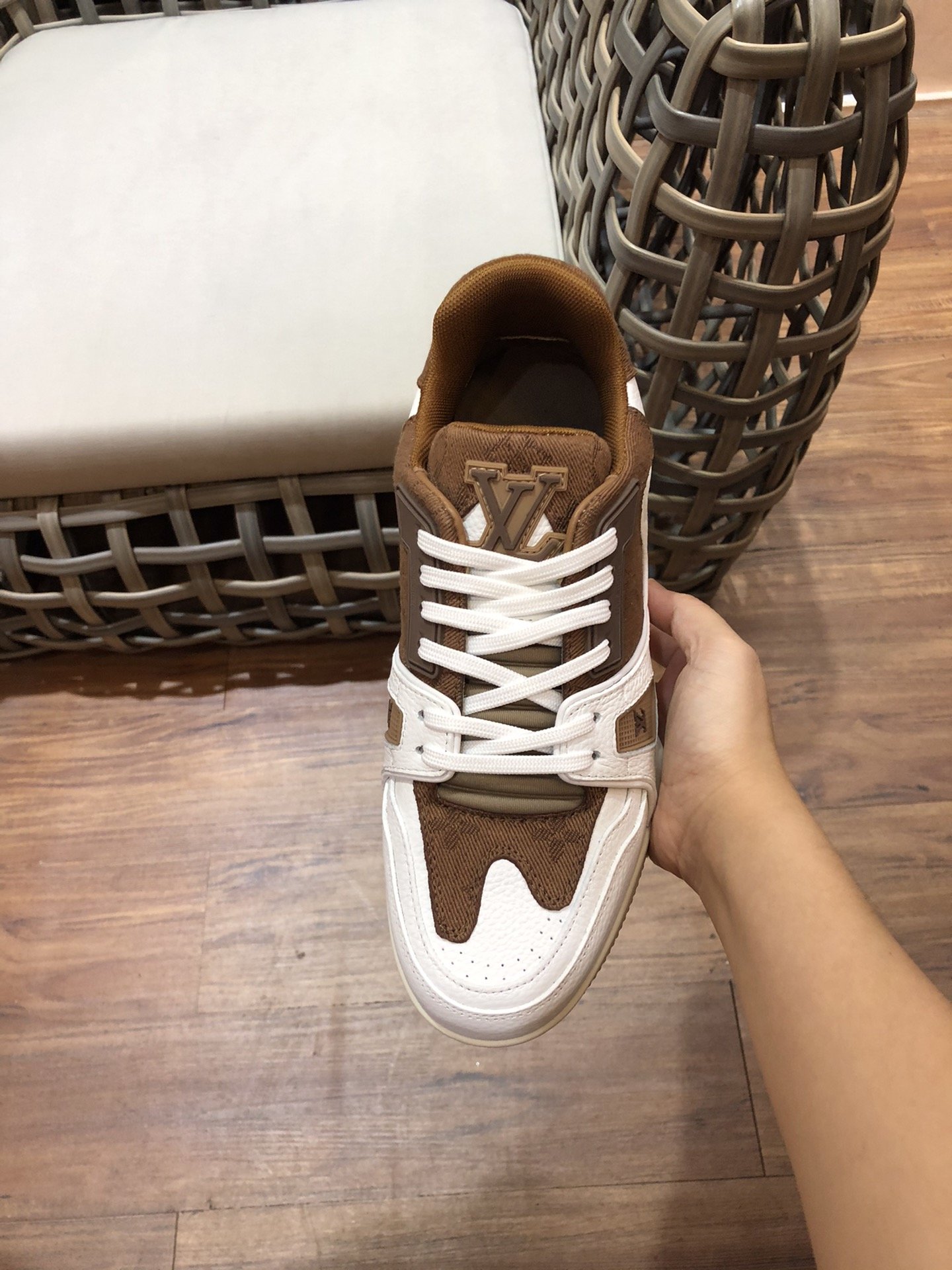 L0vis Vvtt0n Trainer Sneaker Rubber Monogram White/Brown Virgil Abloh For Men LV