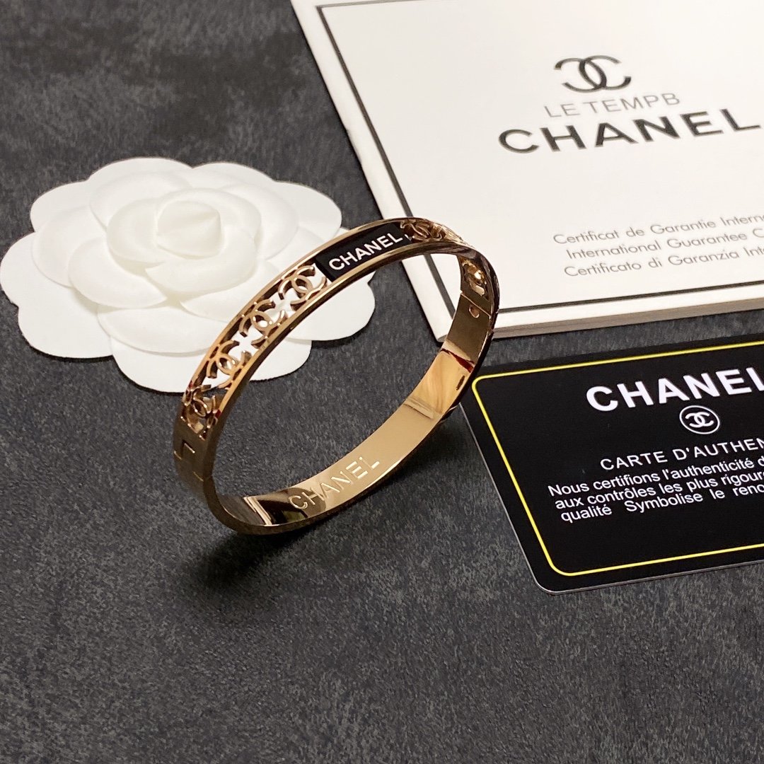 Ch**el Bracelet