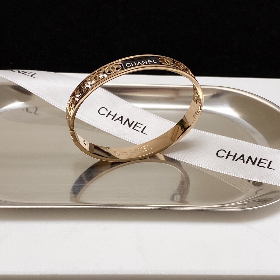 Ch**el Bracelet