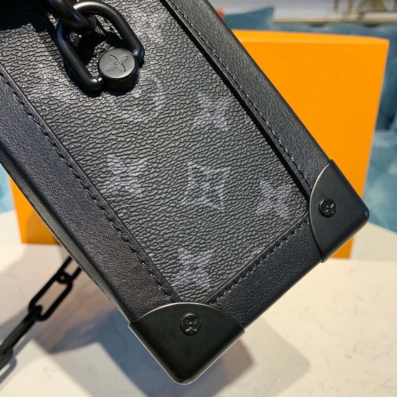 L0vis Vvtt0n Soft Trunk Monogram Eclipse Canvas For Men, Men’s Bags 9.8in/25cm LV M44730