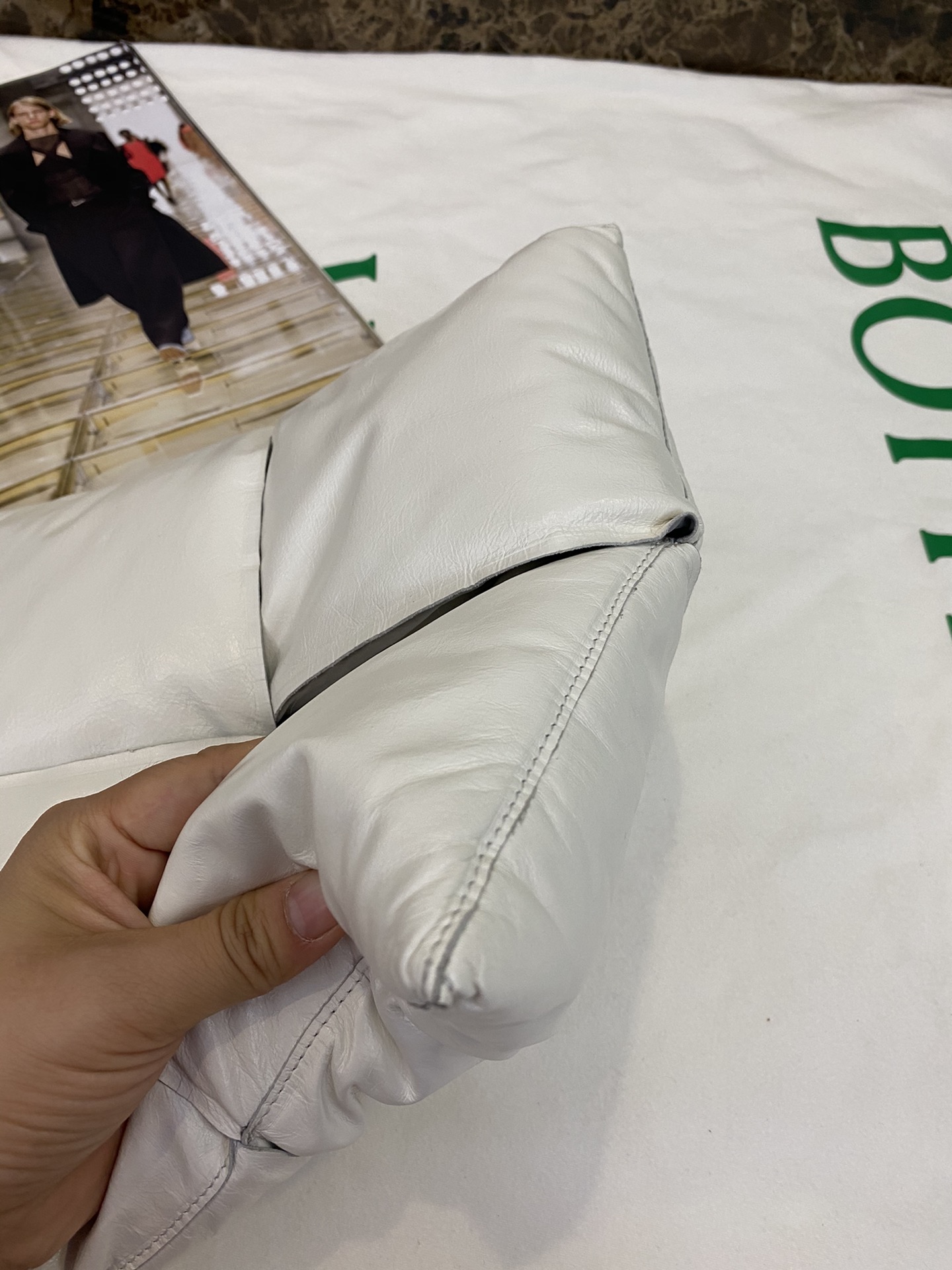 B0tt*ga Ven*ta Clutch White, For Women, Women’s Bags 11in/28cm