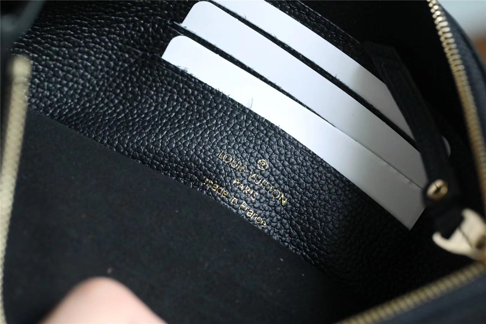 L0vis Vvtt0n Pochette Melanie MM Monogram Empreinte Black For Women, Women’s Wallets 9.2in/23cm LV