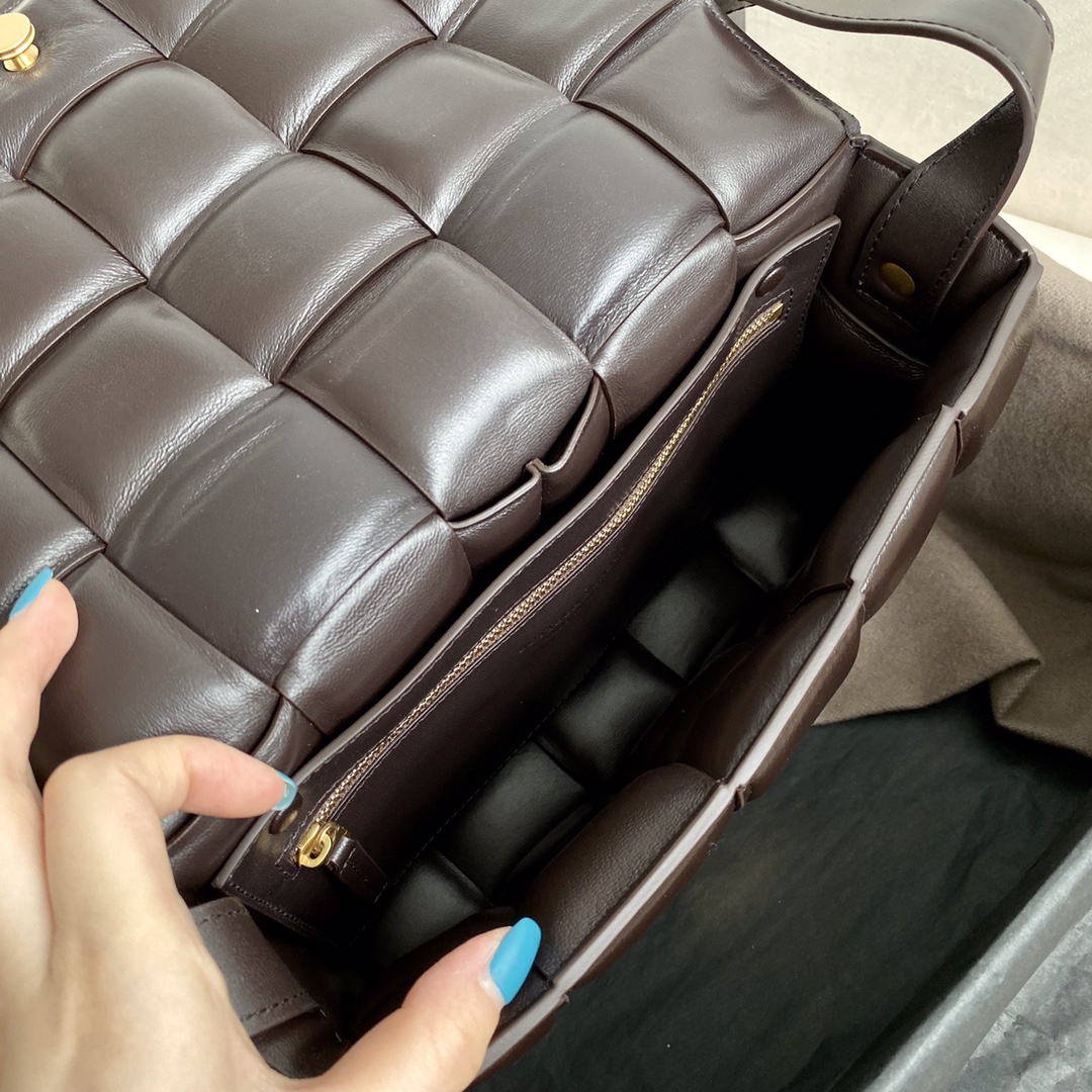 B0tt*ga Ven*ta Padded Cassette Bag For Women 10.2in/26cm In Fondant 591970VCQR12132