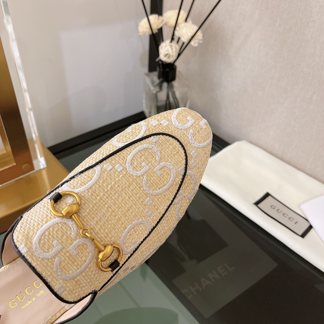 Gvc*1 Women’s GG Princetown Slipper Beige For Women GG ‎475094 UWB50 9676