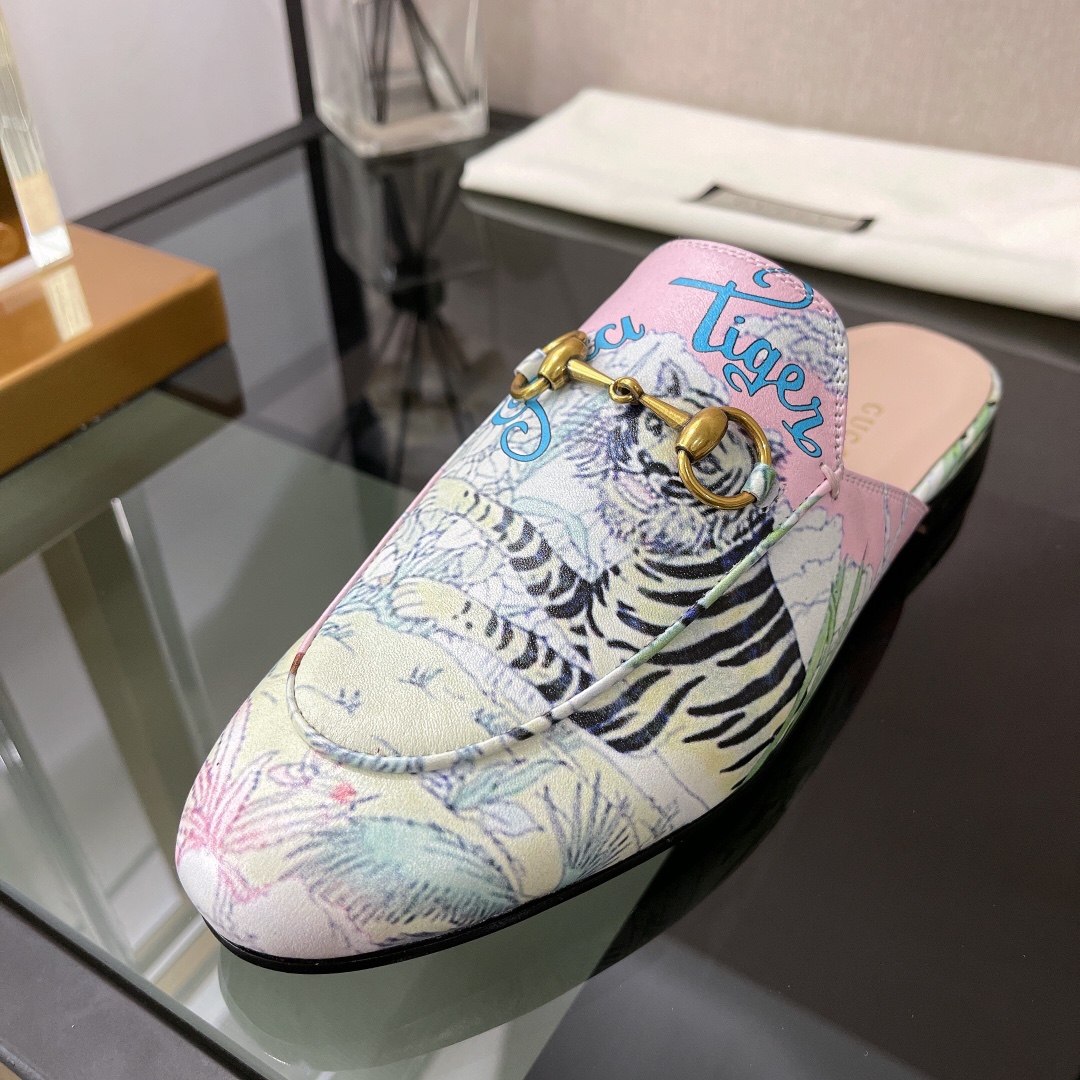 Gvc*1 Women’s GG Princetown Slipper With Tiger White For Women GG