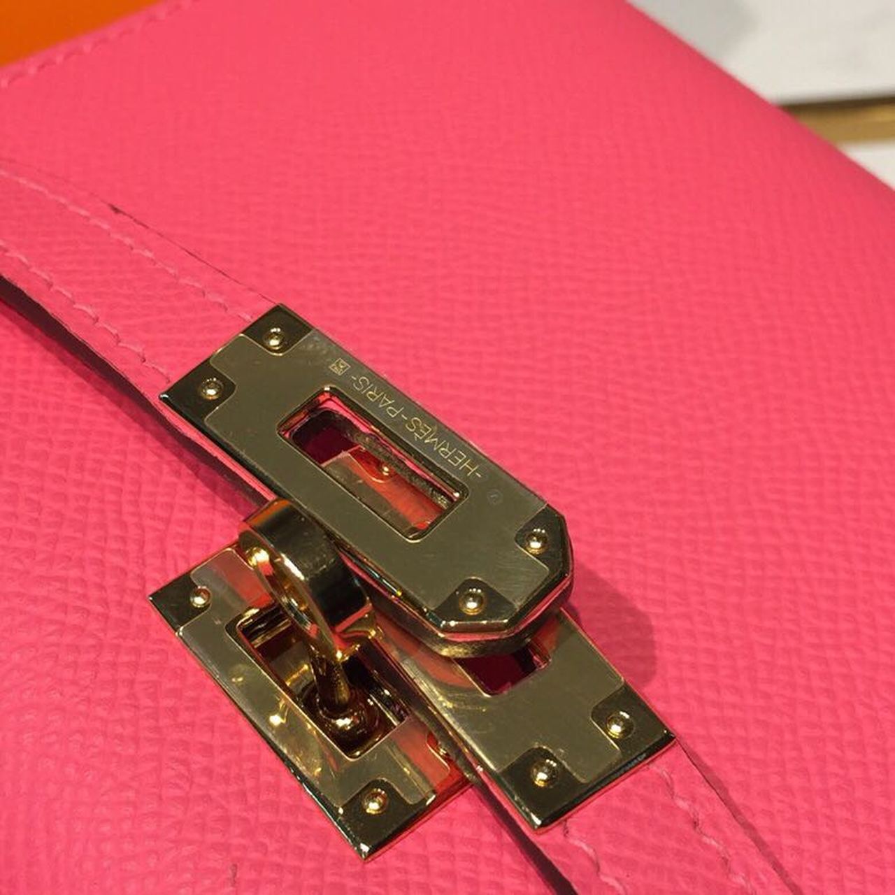 H**me5 Mini Kelly Rose Tyrien For Women Gold Toned Hardware 7.5in/19cm