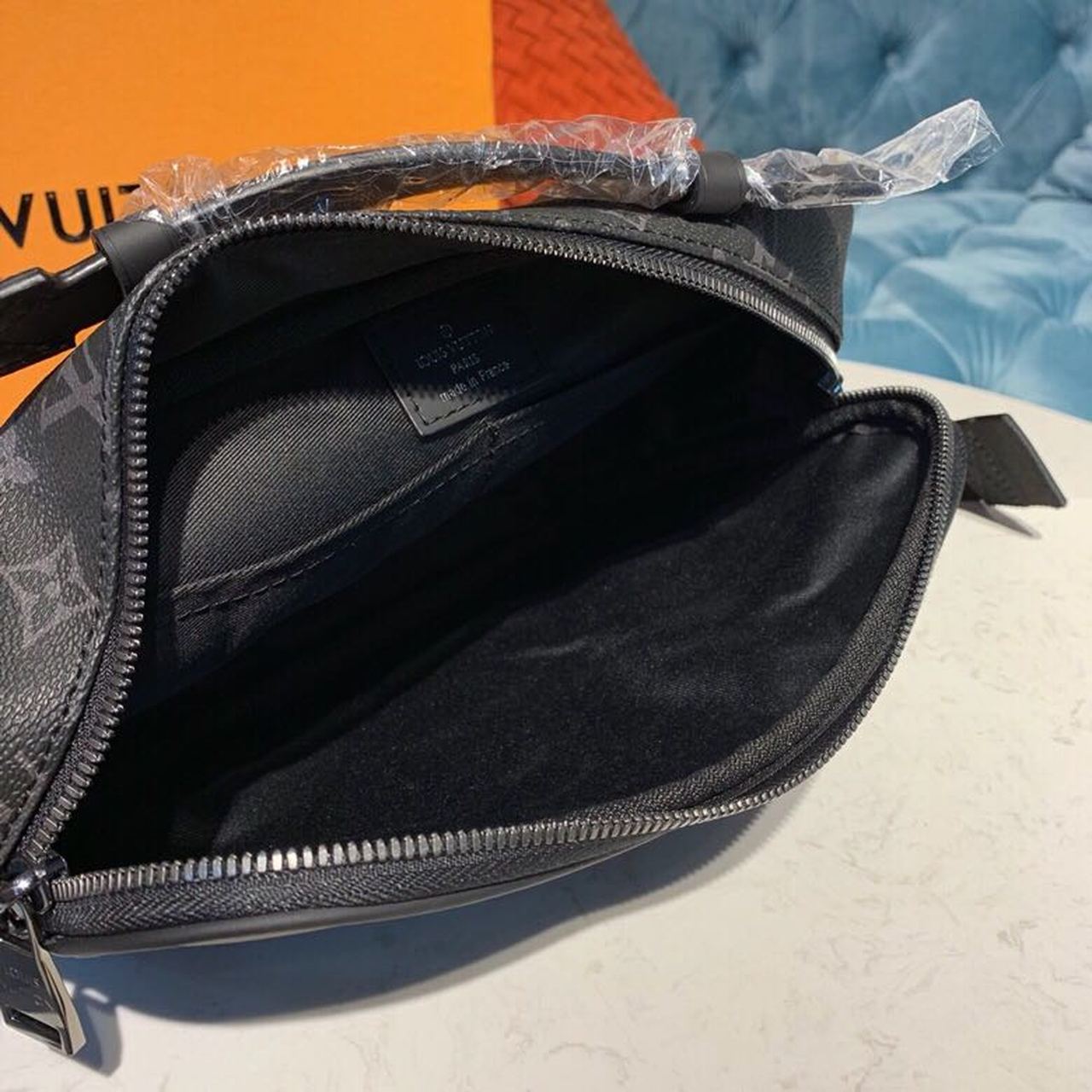 L0vis Vvtt0n Bumbag Monogram Eclipse Canvas For Men, Men’s Belt Bags 11in/28cm LV M42906