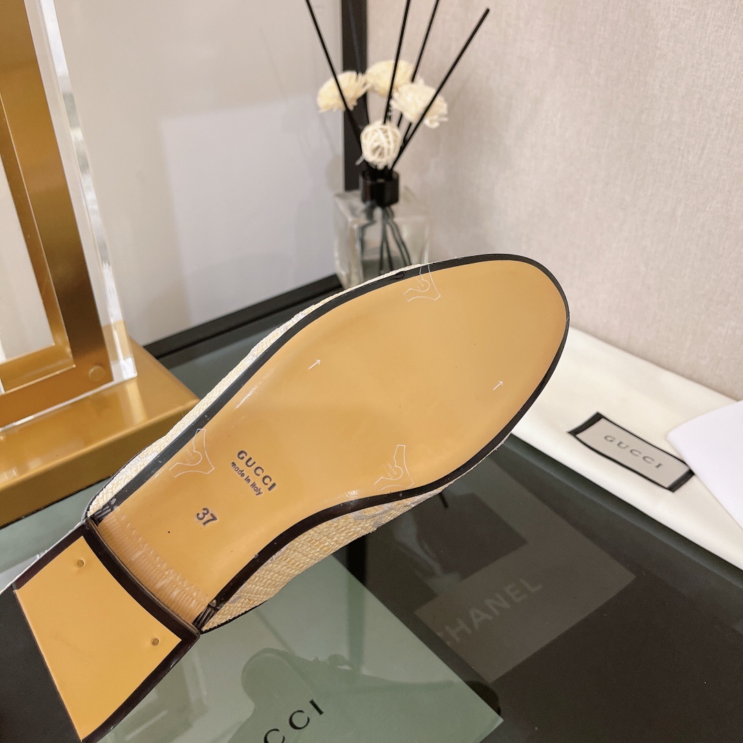 Gvc*1 Women’s GG Princetown Slipper Beige For Women GG ‎475094 UWB50 9676