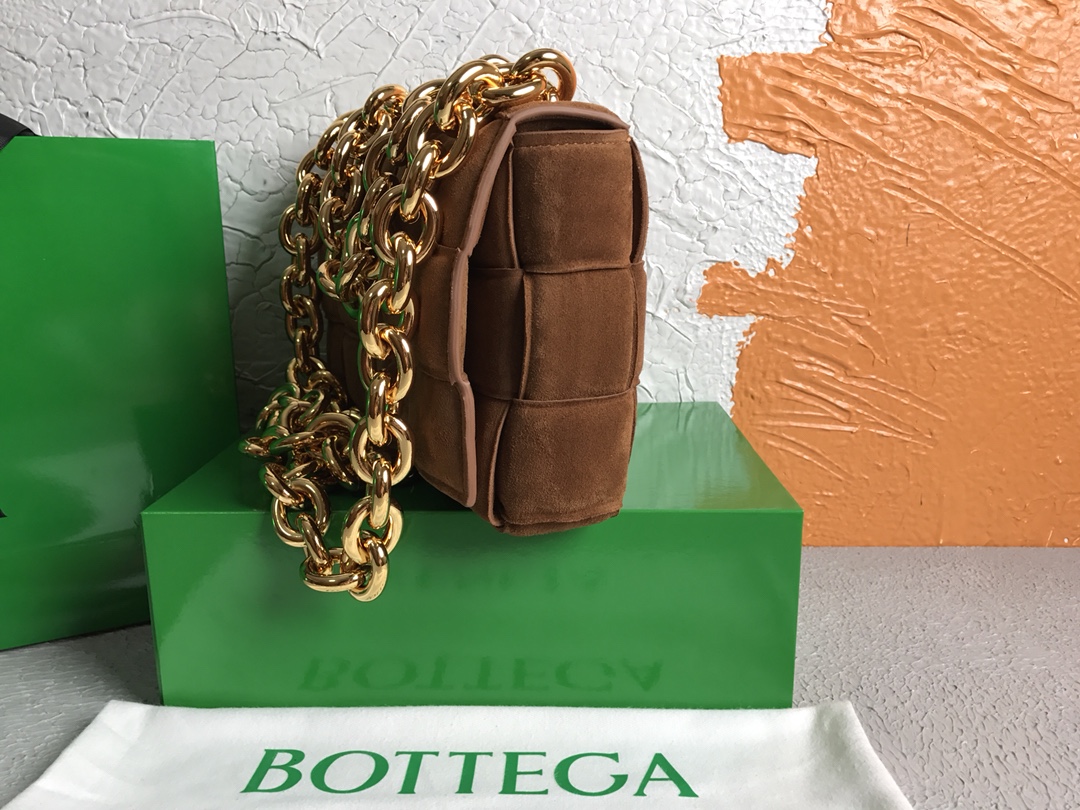 B0tt*ga Ven*ta Chain Cassette Acorn, For Women, Women’s Bags 10.2in/26cm 631421V04N07745