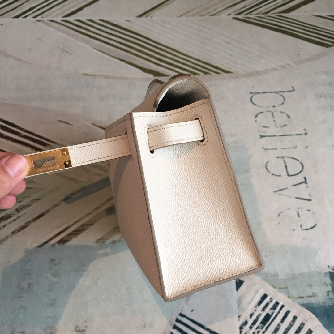 H**me5 Kelly Pochettee White For Women Gold Toned Hardware 8.5in/22cm