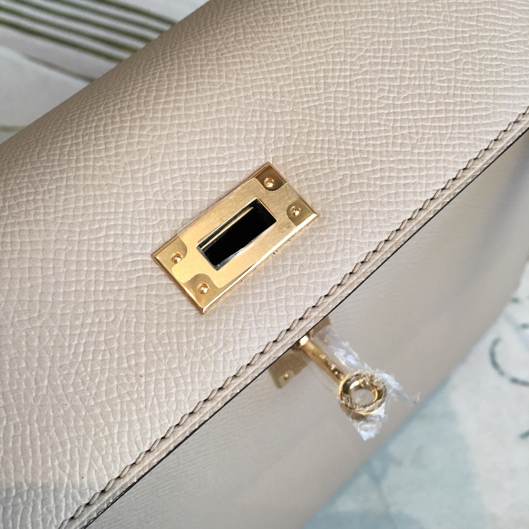 H**me5 Kelly Light Gray For Women Gold Toned Hardware 10in/25cm