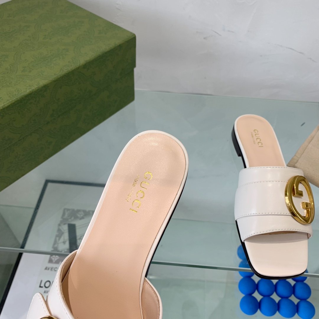 Gvc*1 Blondie Slide Sandal White For Women GG