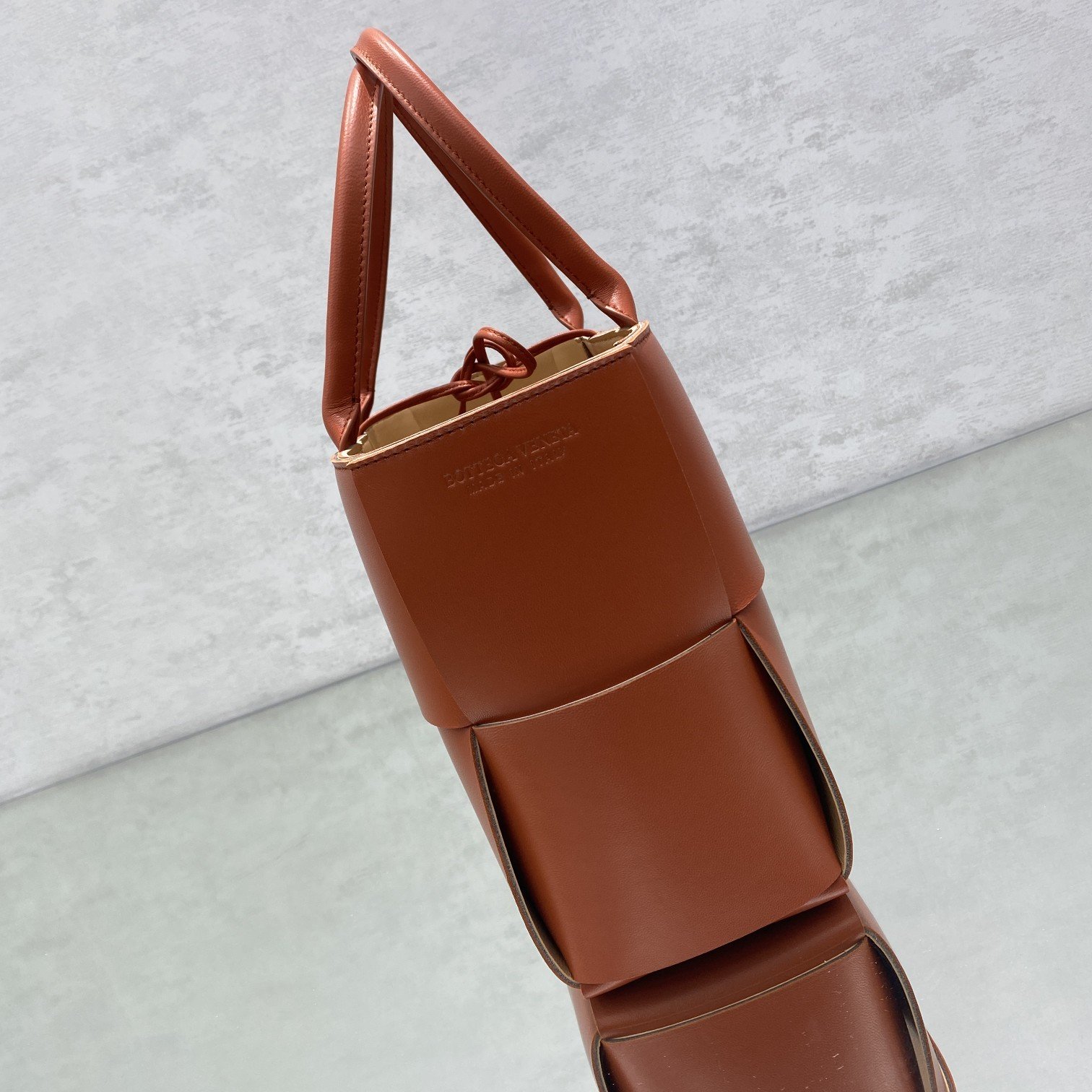 B0tt*ga Ven*ta Small Arco Tote Bag Orange, For Women, Women’s Bags 14.2in/36cm