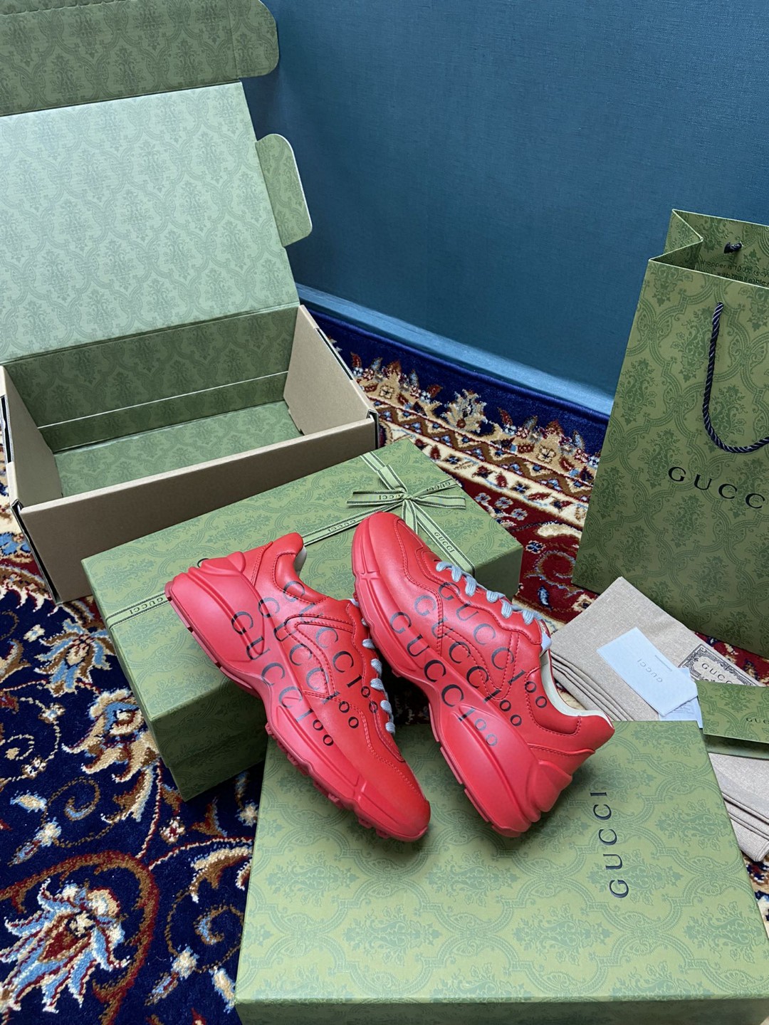 Gvc*1 Men’s 100 Rhyton Sneaker Red For Men 660938