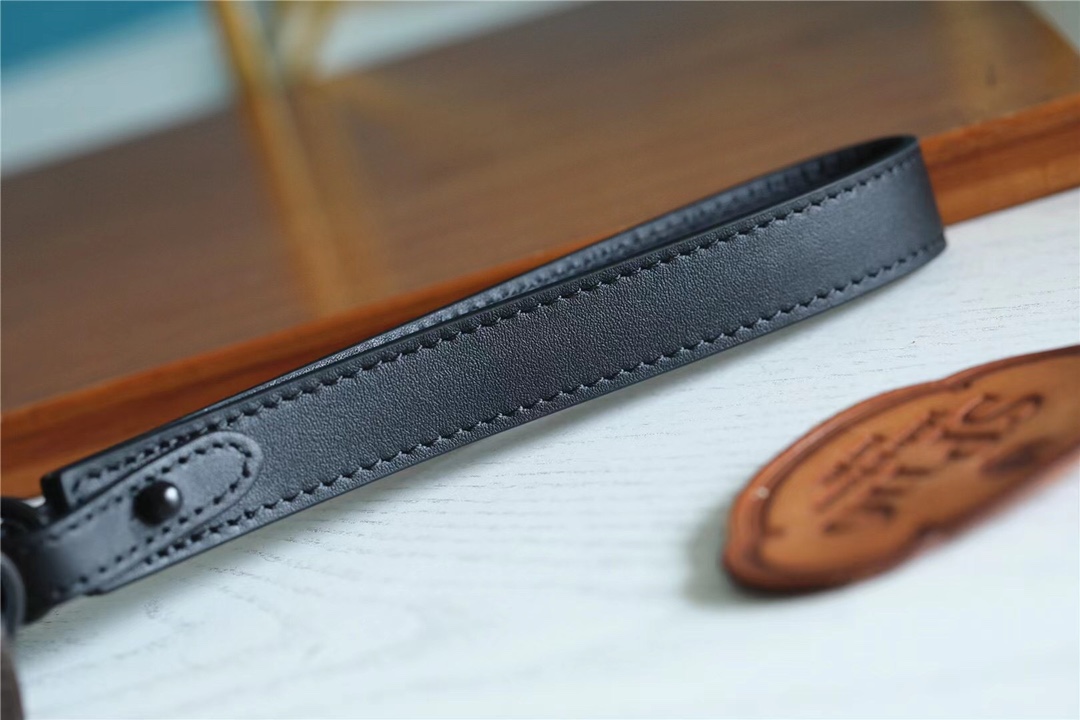 L0vis Vvtt0n S Lock A4 Pouch Monogram Macassar Canvas For Men, Men’s Bags, Shoulder And Crossbody Bags 10.6in/27cm LV M80560