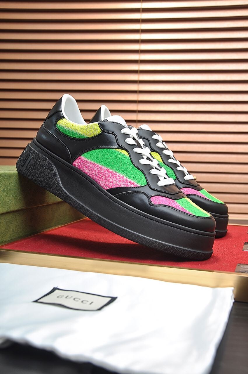 Gvc*1 Men’s Sneaker With Multicolored Stripes Black For Men ‎669582