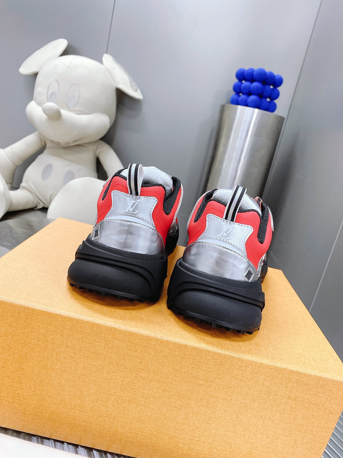 L0vis Vuittion LV Runner Tatic Sneaker Red For Men LV 1AA39A