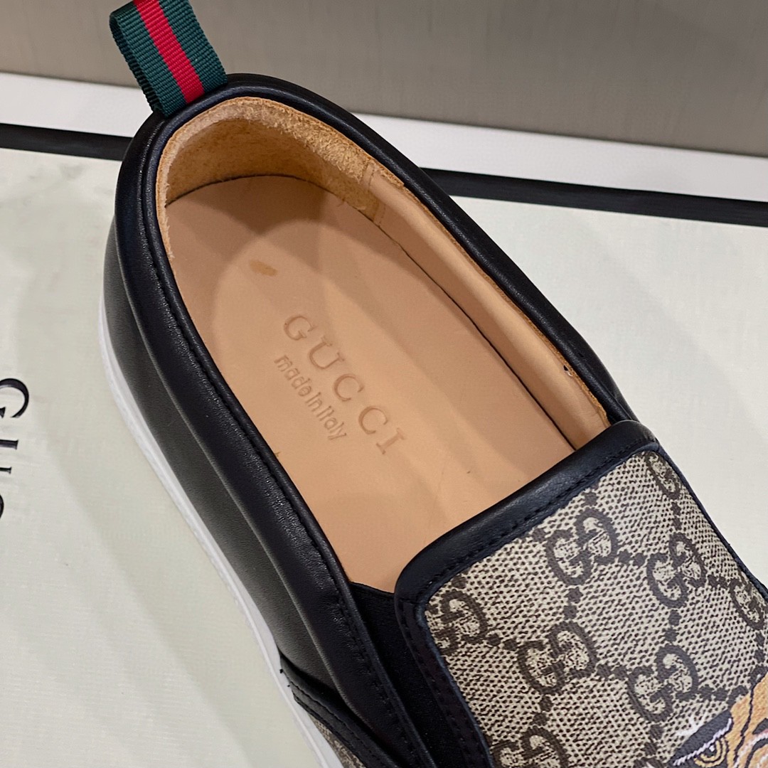 Gvc*1 Men’s GG Svp*me Slip-On With Tiger Black And Gray For Men 456202 K5Z30 8979