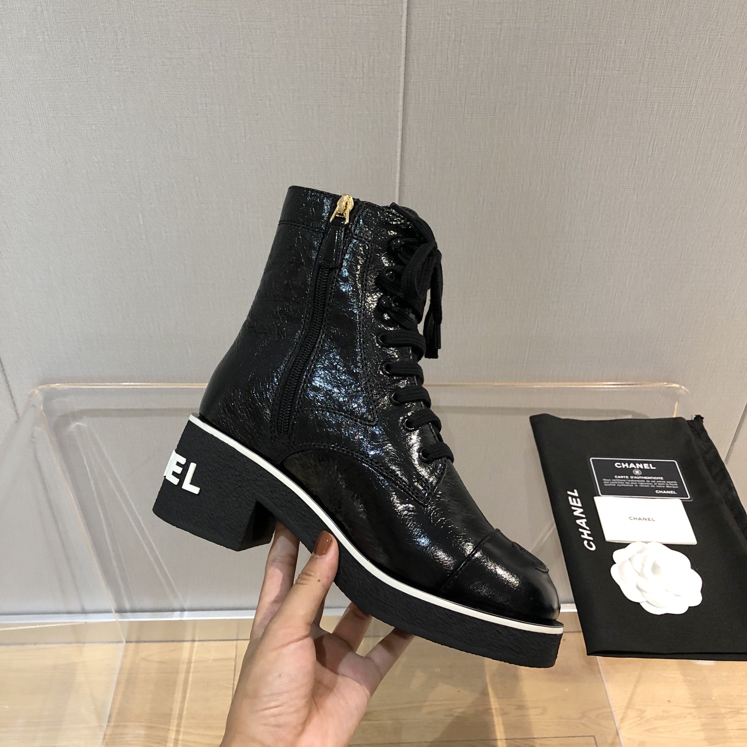 Ch**el Women’s Lace-Ups Black For Women