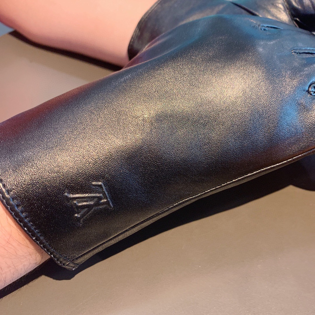 L0vis Vvtt0n Gloves In Black