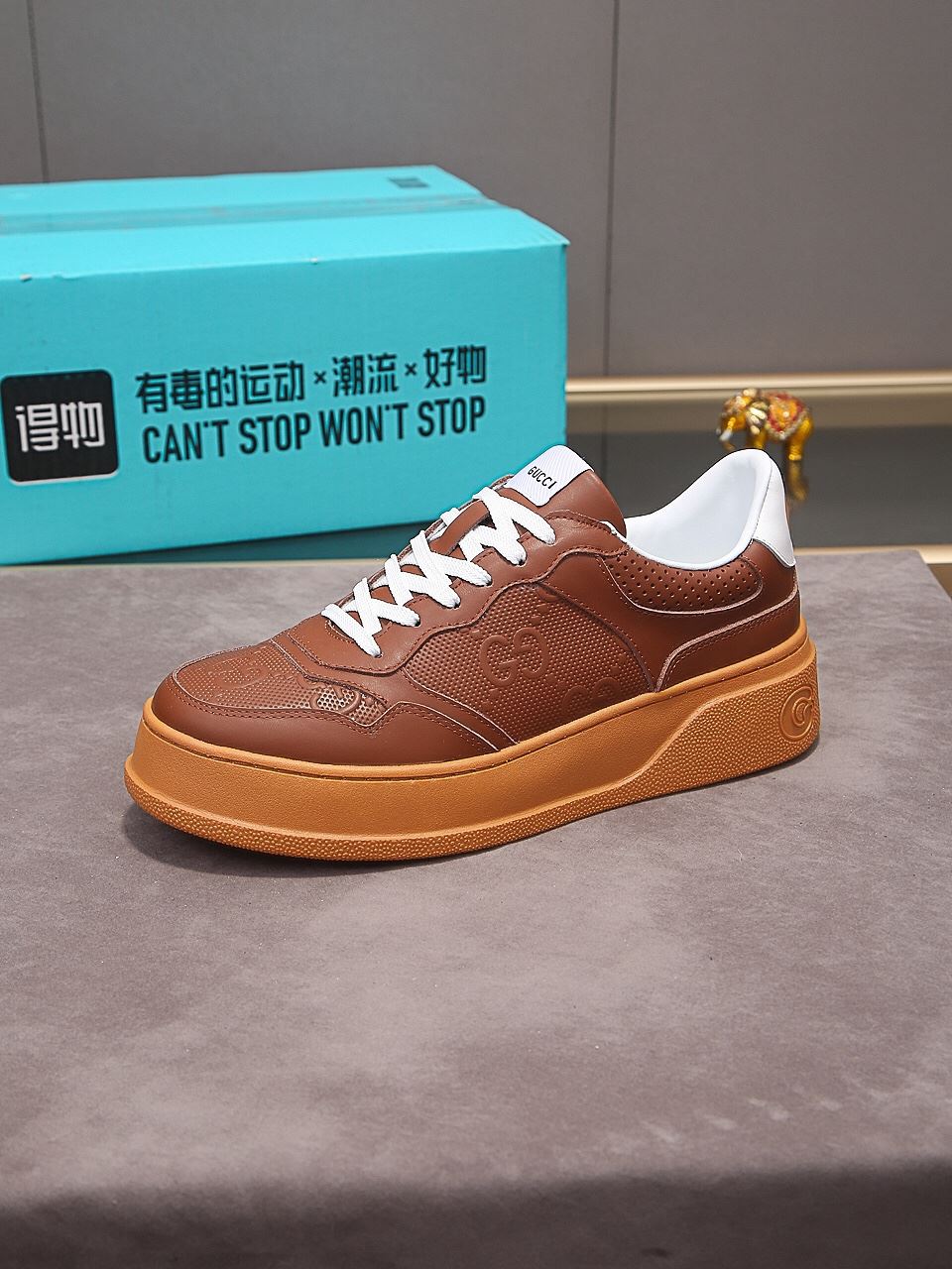 Gvc*1 Men’s GG Embossed Sneaker Brown For Men 669582