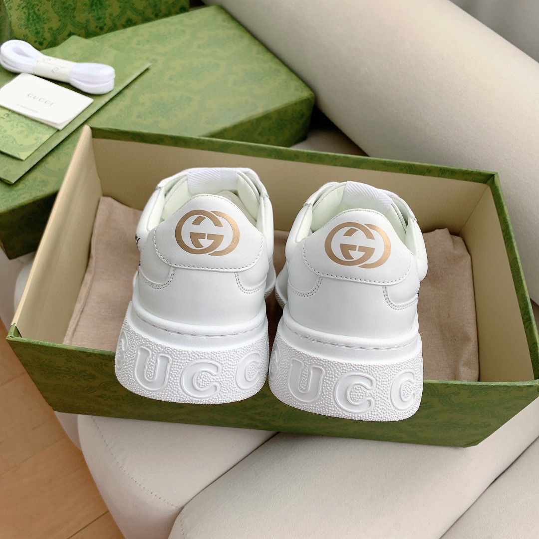 Gvc*1 Women’s Sneaker White With Gvc*1 Print For Women 670408 1XL10