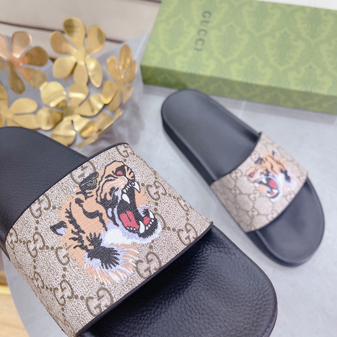 Gvc*1 Women’s Gvc*1 Svp*me Slides With Tiger Black And Gray For Women 408508