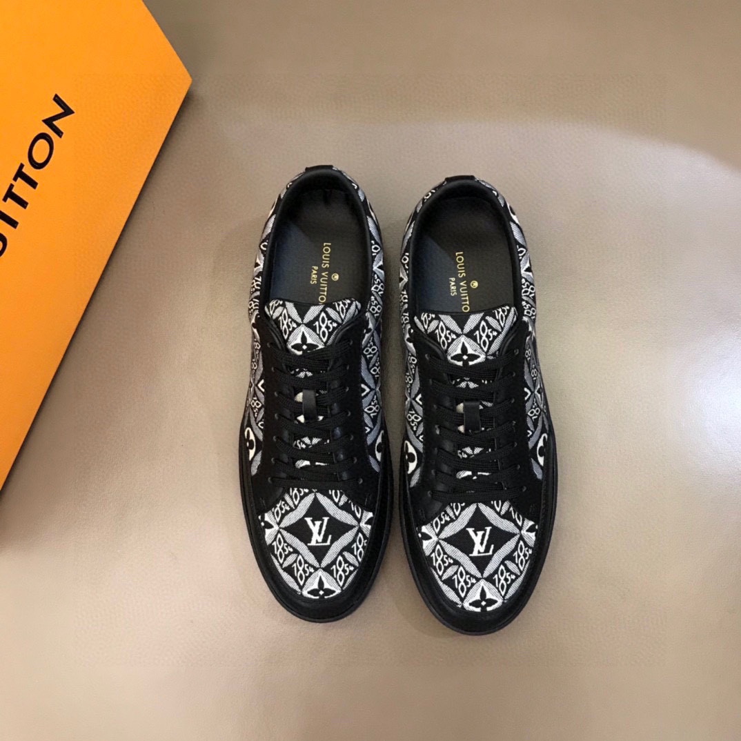 L0vis Vvtt0n Rivoli Sneaker Black For Men LV