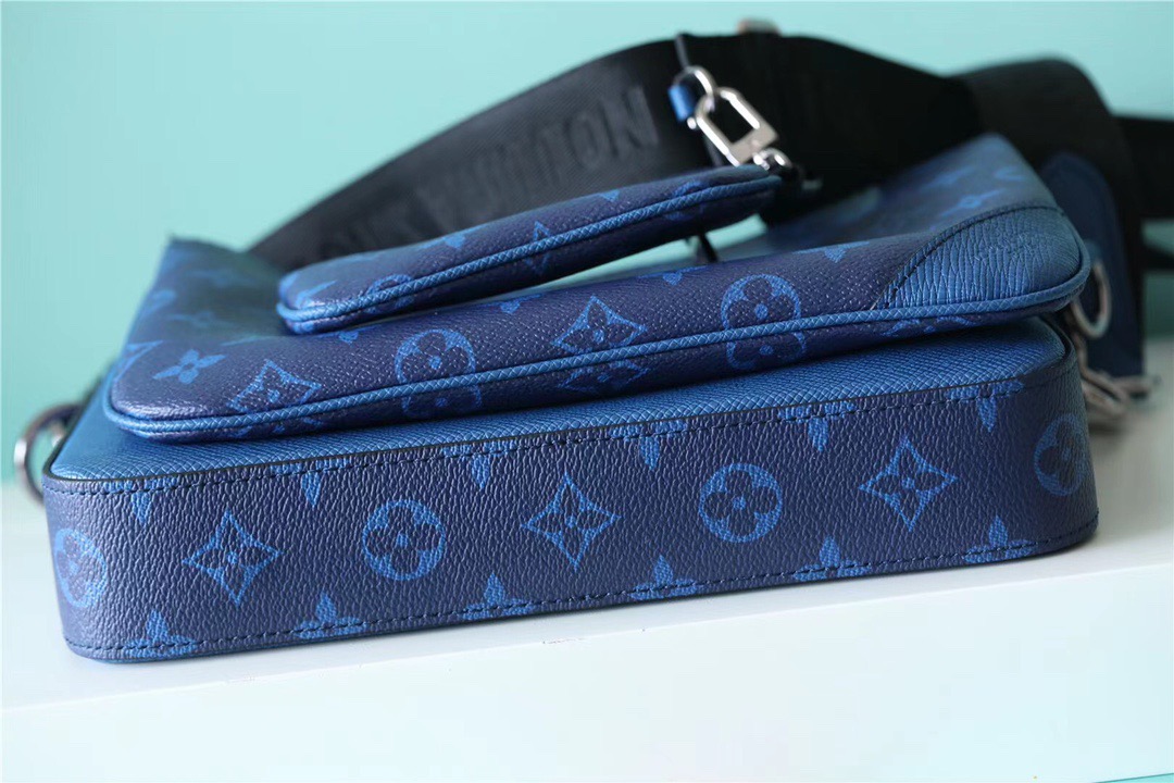 L0vis Vvtt0n Trio Messenger Monogram Canvas And Taiga Cobalt Blue For Men, Men’s Bags, Shoulder And Crossbody Bags 9.5in/25cm LV M30848