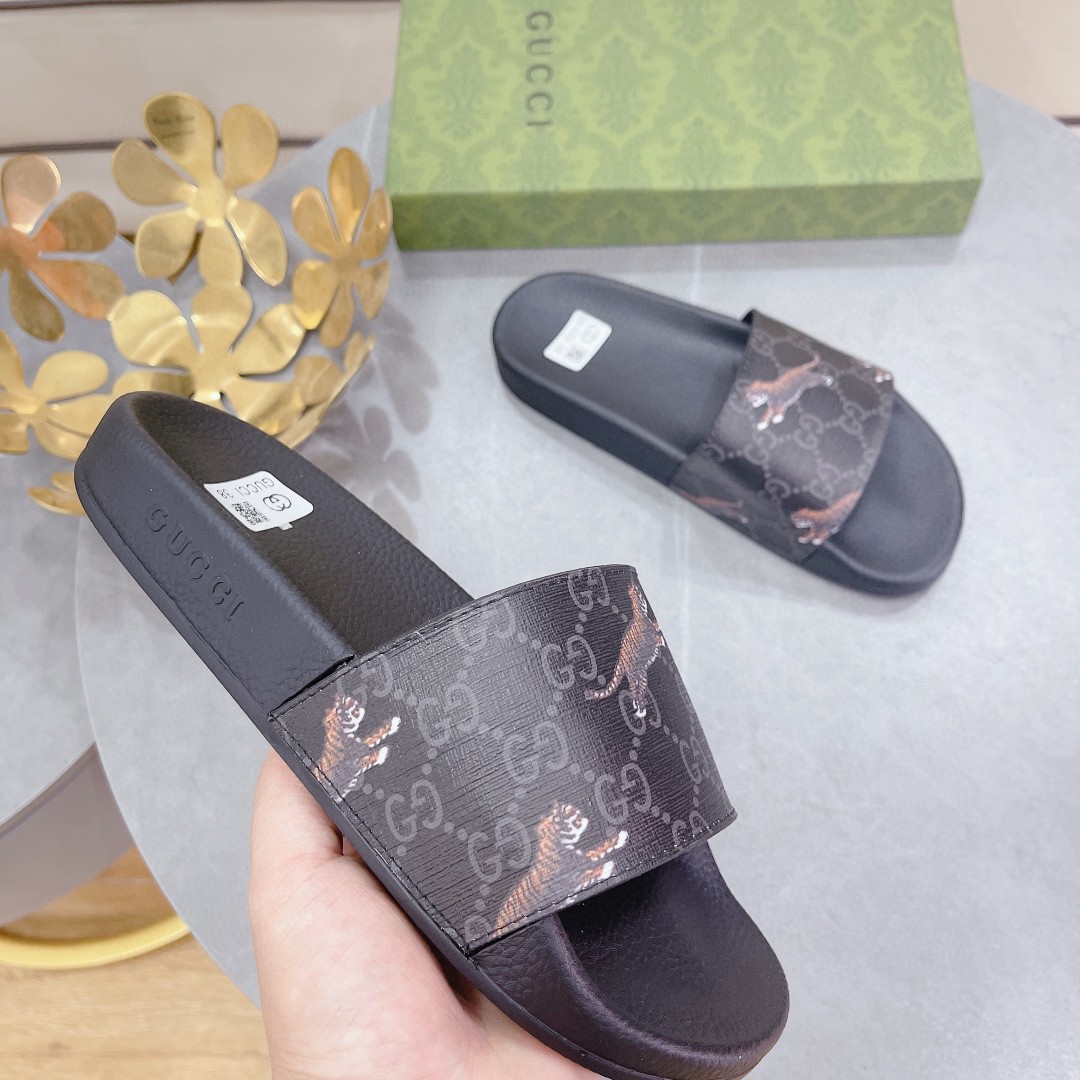 Gvc*1 Women’s GG Svp*me Slide Tiger Black For Women 407345 G0K00 1084