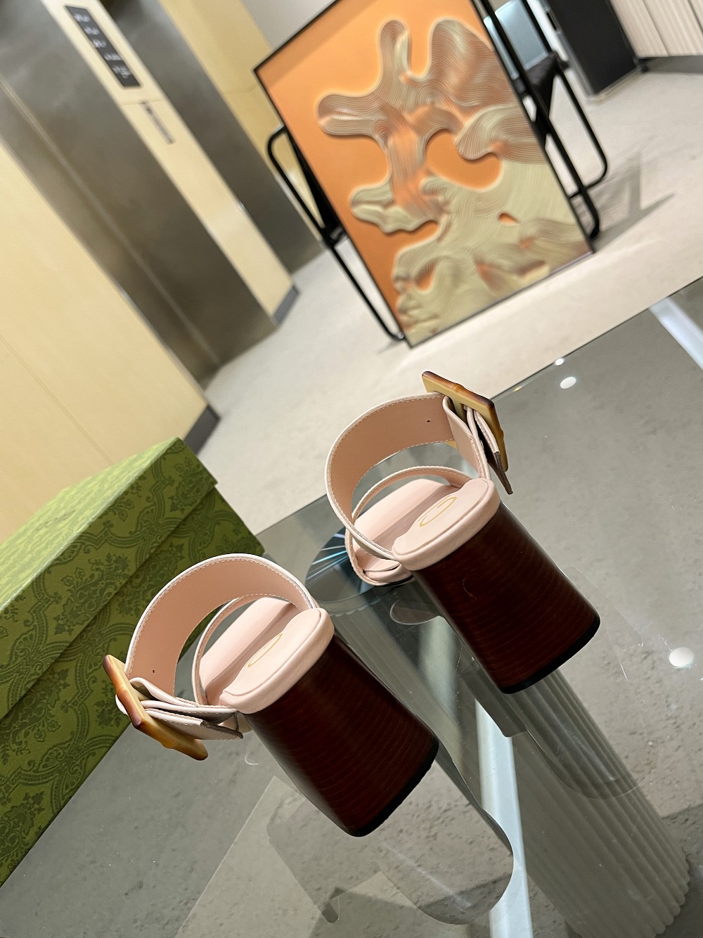 Gvc*1 Women’s Sandal With Bamboo Buckle Light Pink For Women GG‎ 674821 C9D00 6705