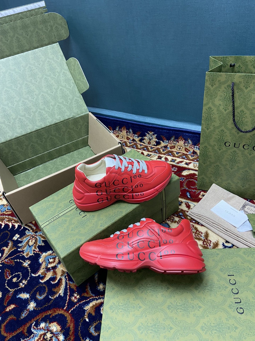 Gvc*1 Men’s 100 Rhyton Sneaker Red For Men 660938