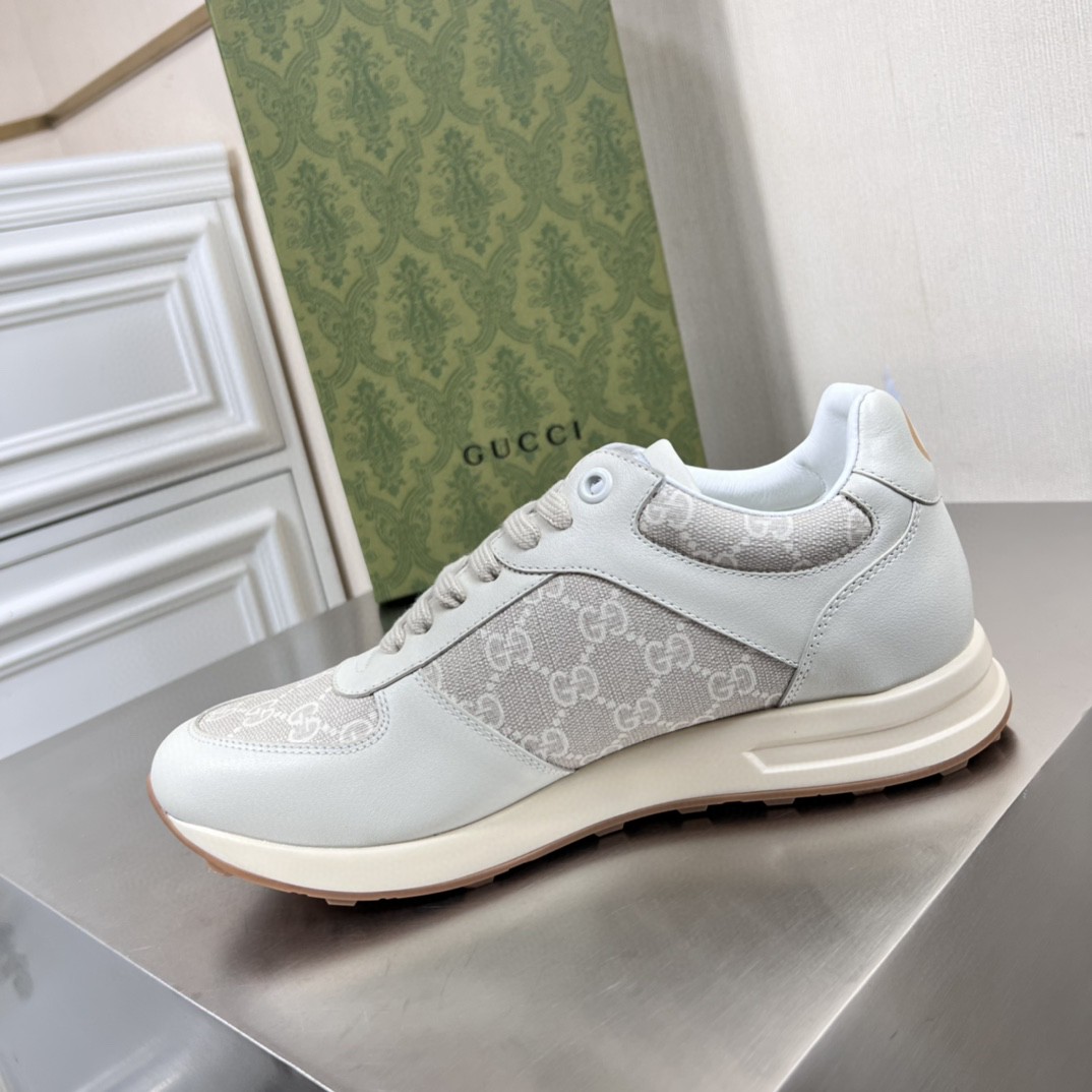 Gvc*1 Men’s GG Star Print Sneaker Light Blue Gray For Men GG Shoes 669582