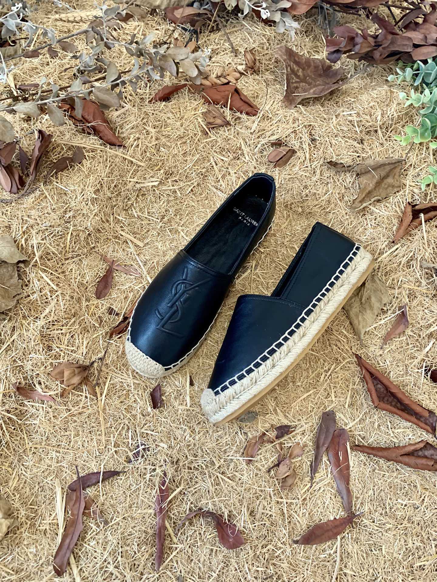 Sa1nt Lau*nt Women’s Y51 Embroidered Espadrilles Black For Women Y51 458573B34001000