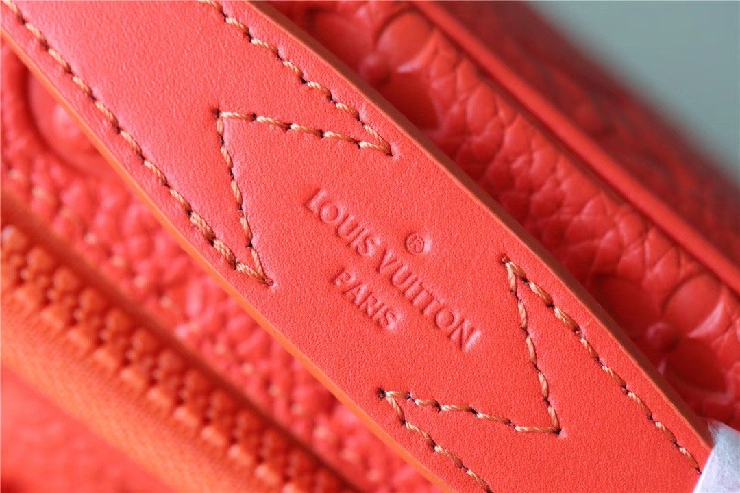 L0vis Vvtt0n S Rock Messenger Taurillon Monogram Orange For Men, Men’s Bags, Shoulder And Crossbody Bags 8.7in/22cm LV M20904