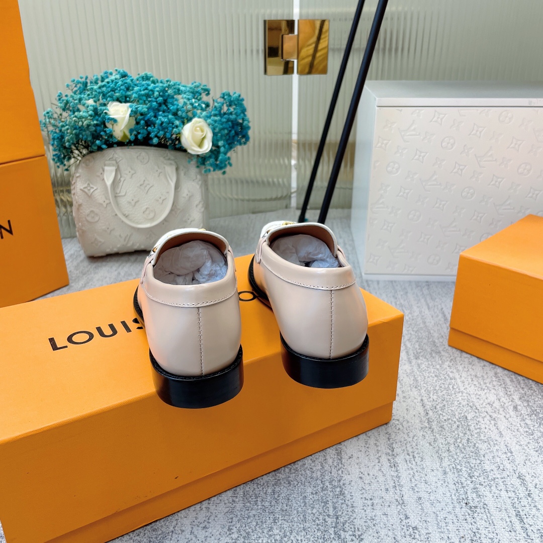 L0vis Vvtt0n Women’s Chess Flat Loafe Beige For Women LV