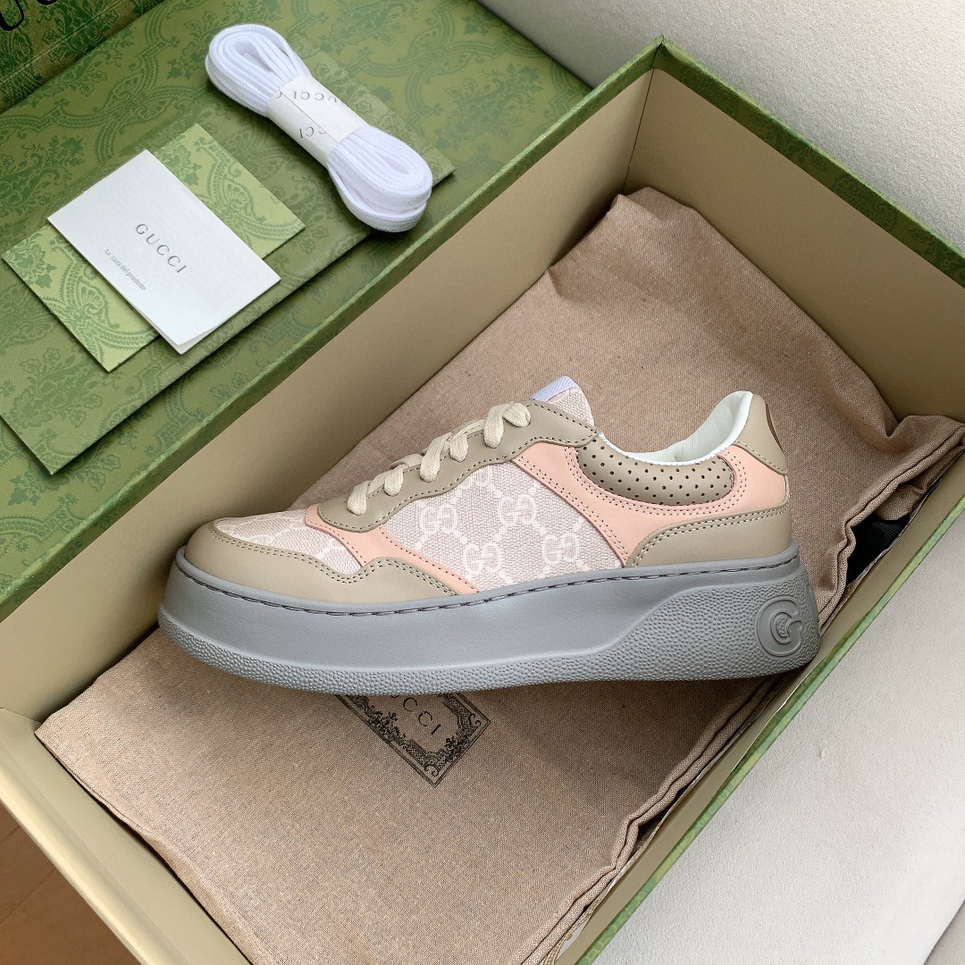 Gvc*1 Women’s GG Sneaker White And Beige Svp*me For Women ‎700775 UPG90 9595