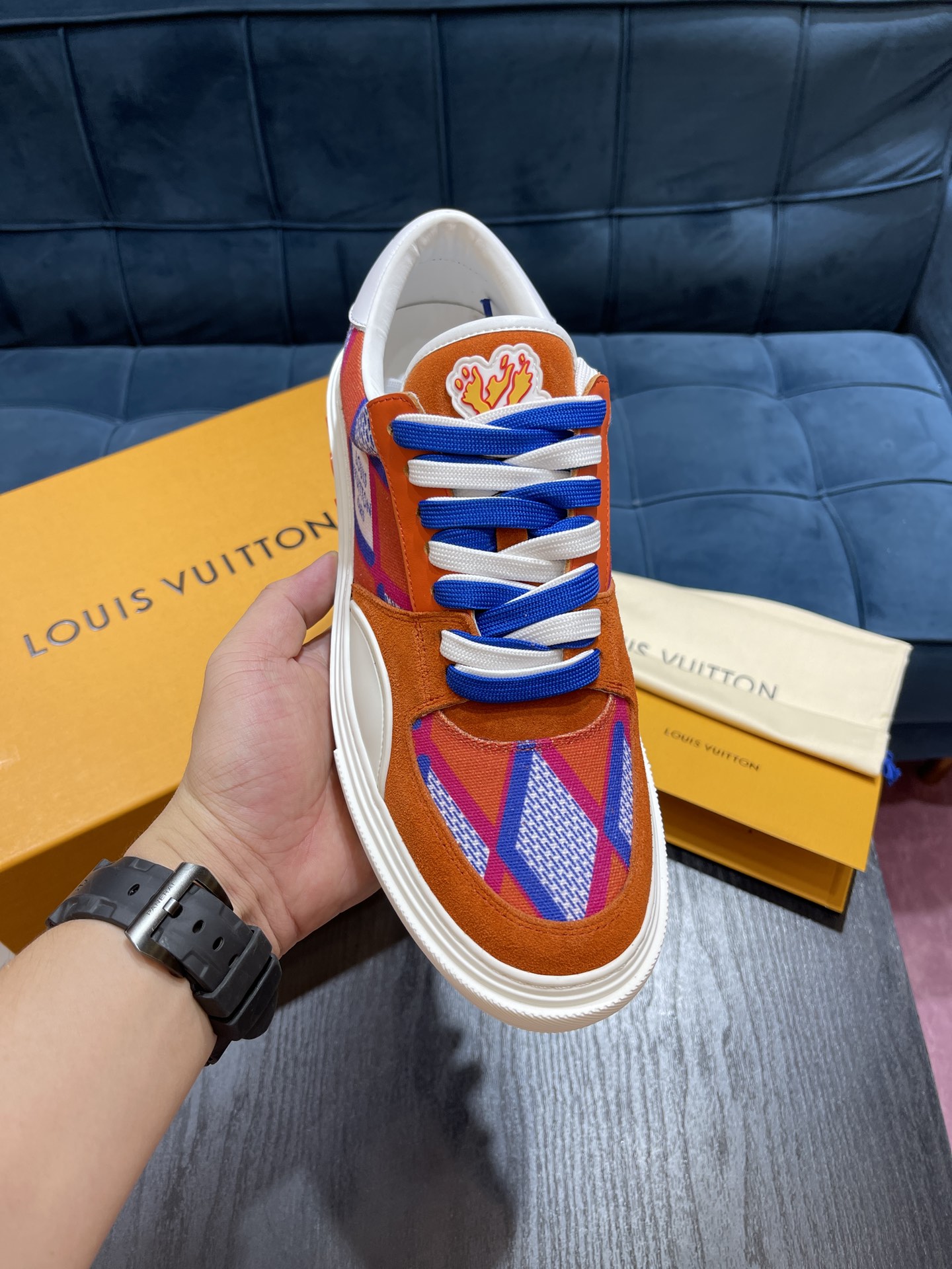 L0vis Vvtt0n LV Ollie Richelieu Trainers Orange For Men LV