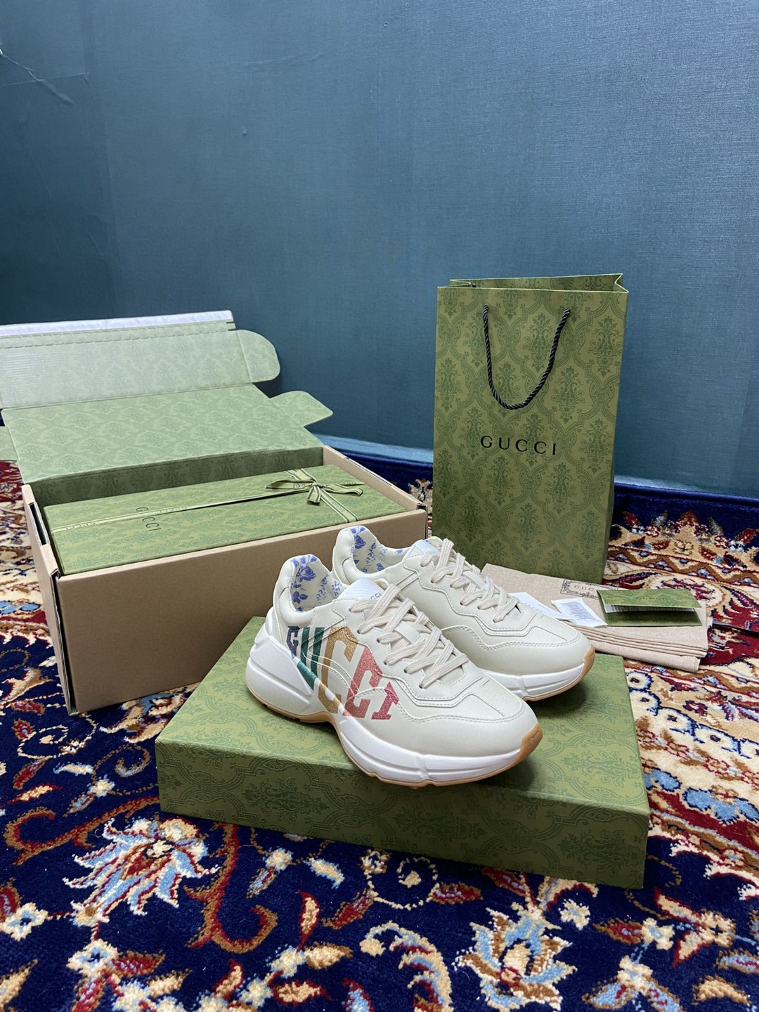 Gvc*1 Men’s Rhyton Sneakers With Glitter White Ivory For Men 524990 DRW00 9022